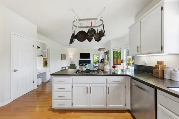 $1,359,000 | 117 Madrid Way, Sonoma, CA 95476