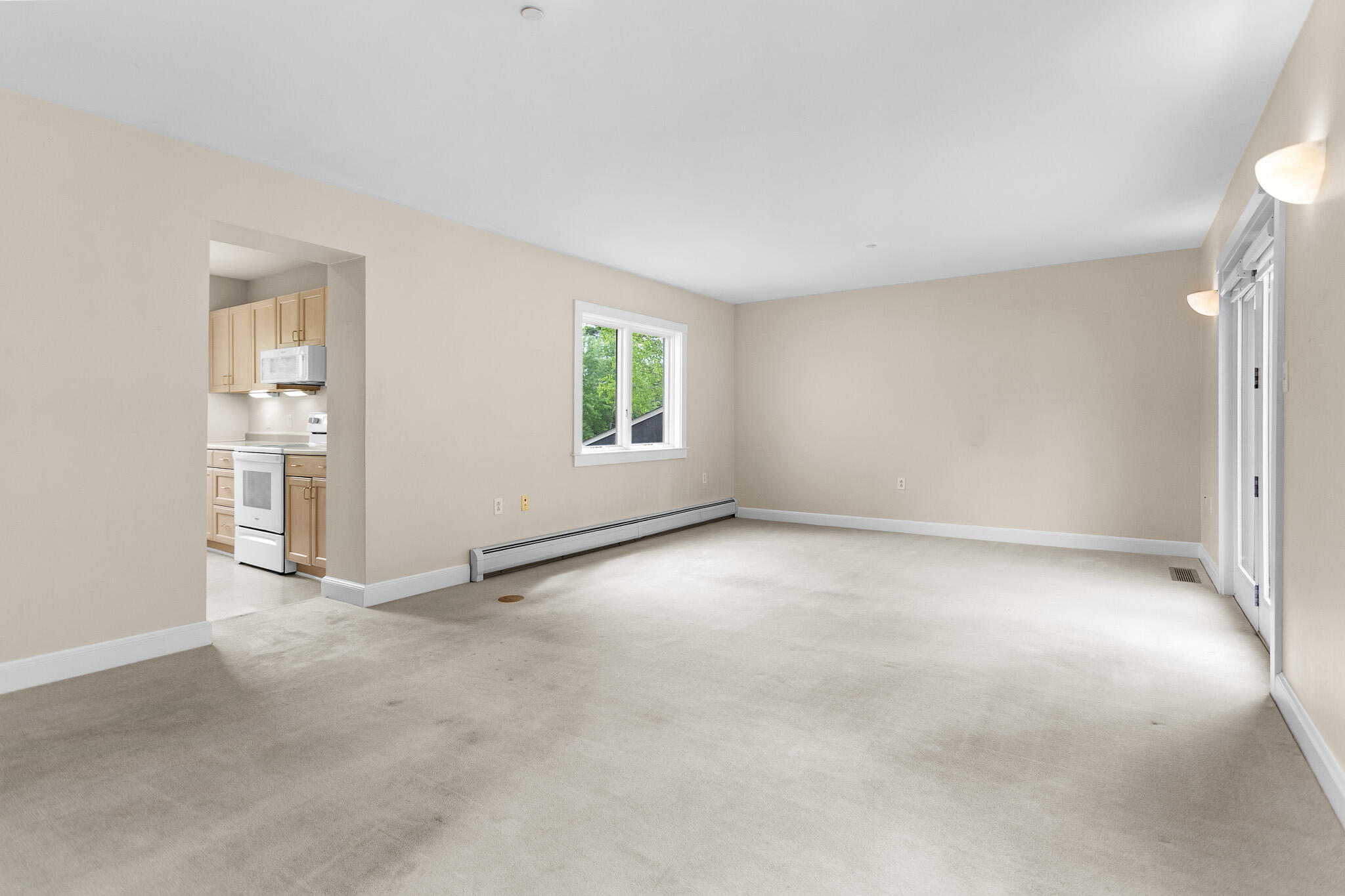 20 Springbrook Drive, Unit C Belfast, ME 04915 - Photo 10 of 40 LR/DR