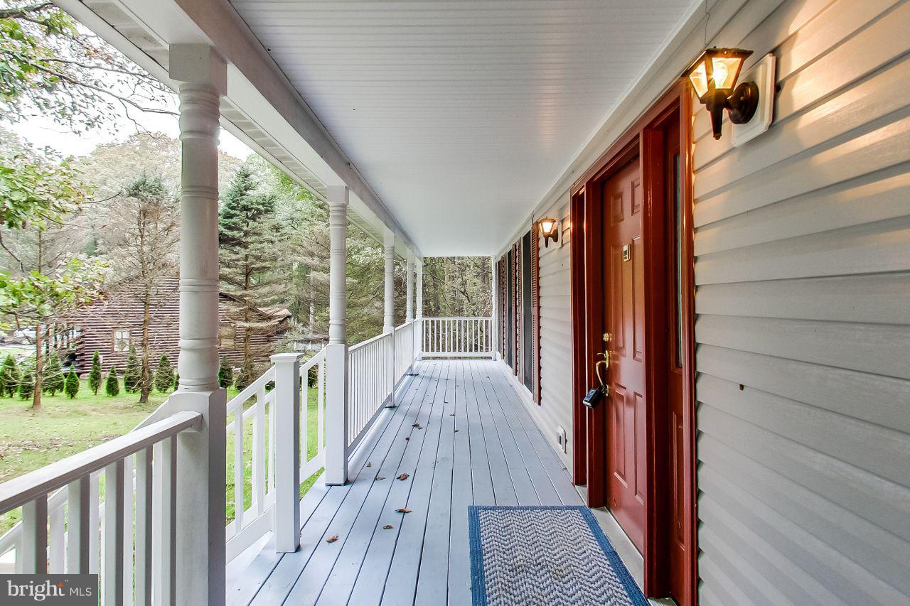 8829 Green Valley Road Union Bridge, MD 21791 - Photo 4 of 29 Porch