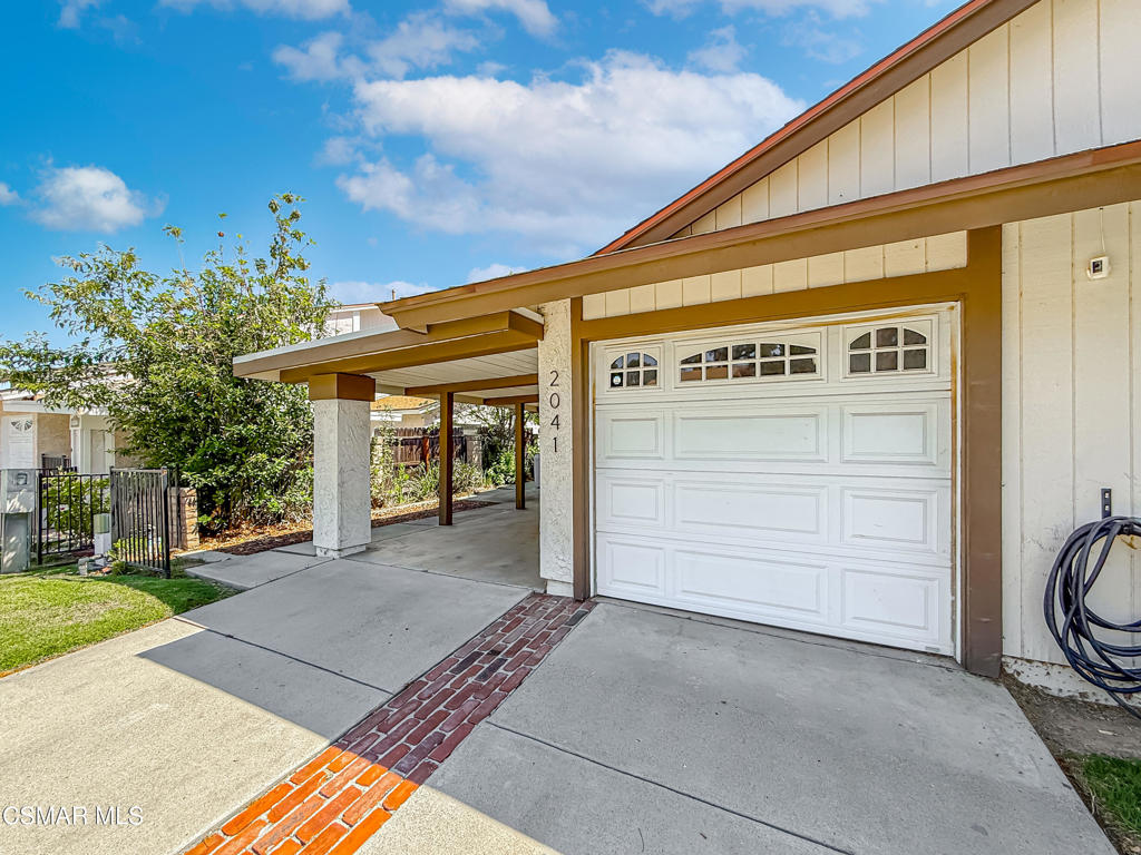 2041 Covington Avenue Simi Valley, CA 93065 - Photo 3 of 39