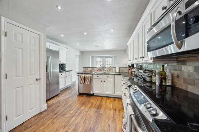 $4,950 | 1425 North Peytonville Avenue, Southlake, TX 76092