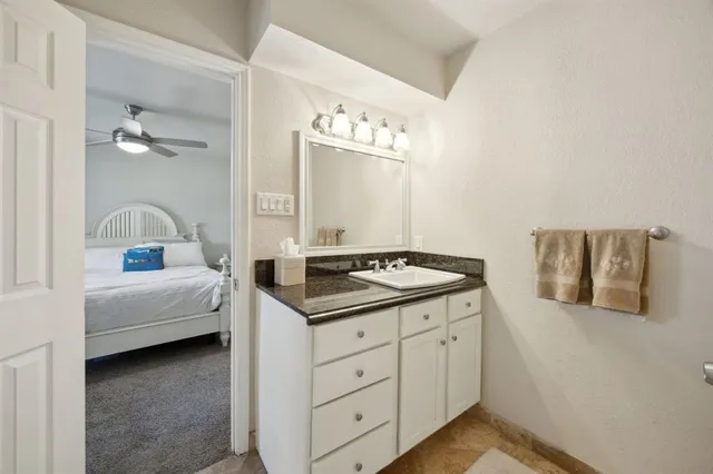 $4,950 | 1425 North Peytonville Avenue, Southlake, TX 76092