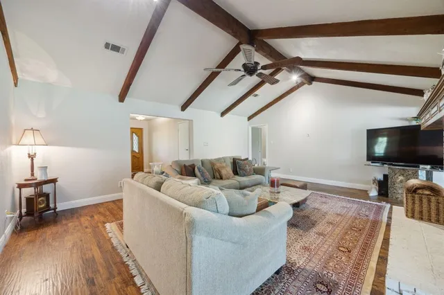 $4,950 | 1425 North Peytonville Avenue, Southlake, TX 76092