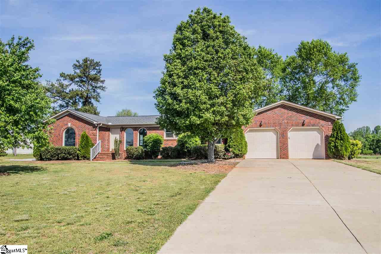 909 Brockman Road Greer, SC 29651 - Photo 1 of 35 Gallery Image 1