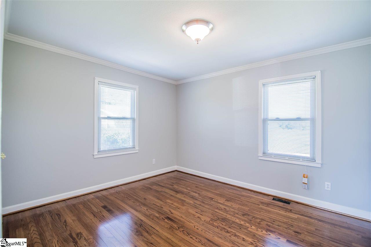 909 Brockman Road Greer, SC 29651 - Photo 13 of 35 Gallery Image 13