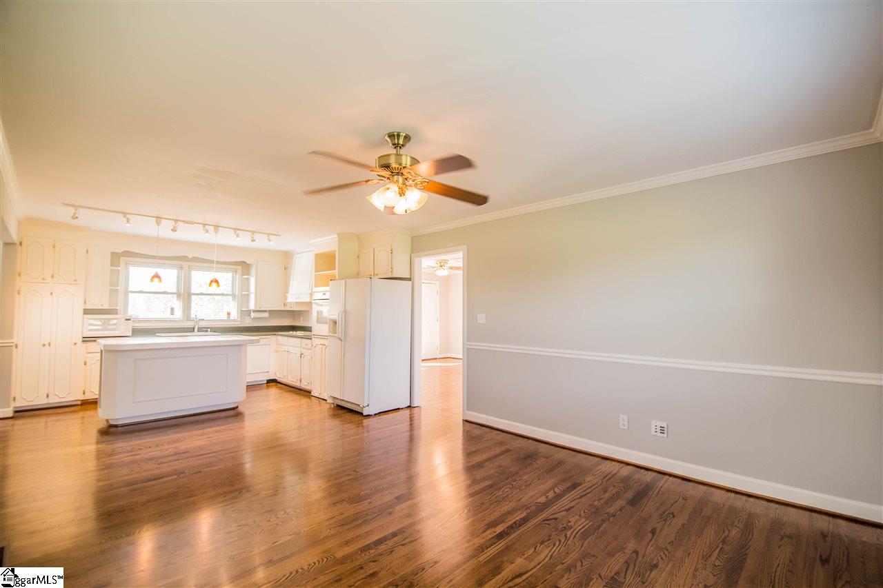 909 Brockman Road Greer, SC 29651 - Photo 17 of 35 Gallery Image 17
