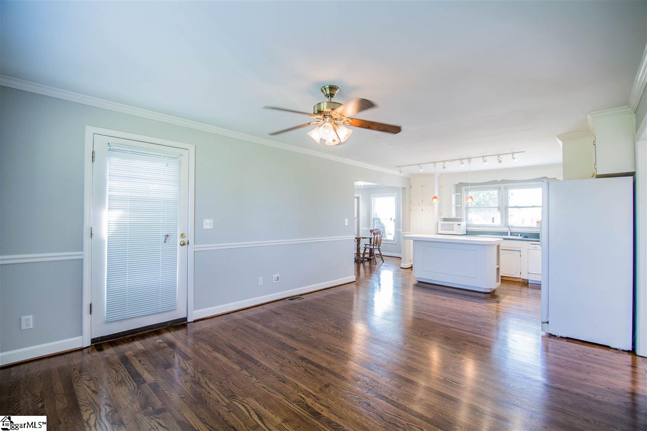 909 Brockman Road Greer, SC 29651 - Photo 18 of 35 Gallery Image 18