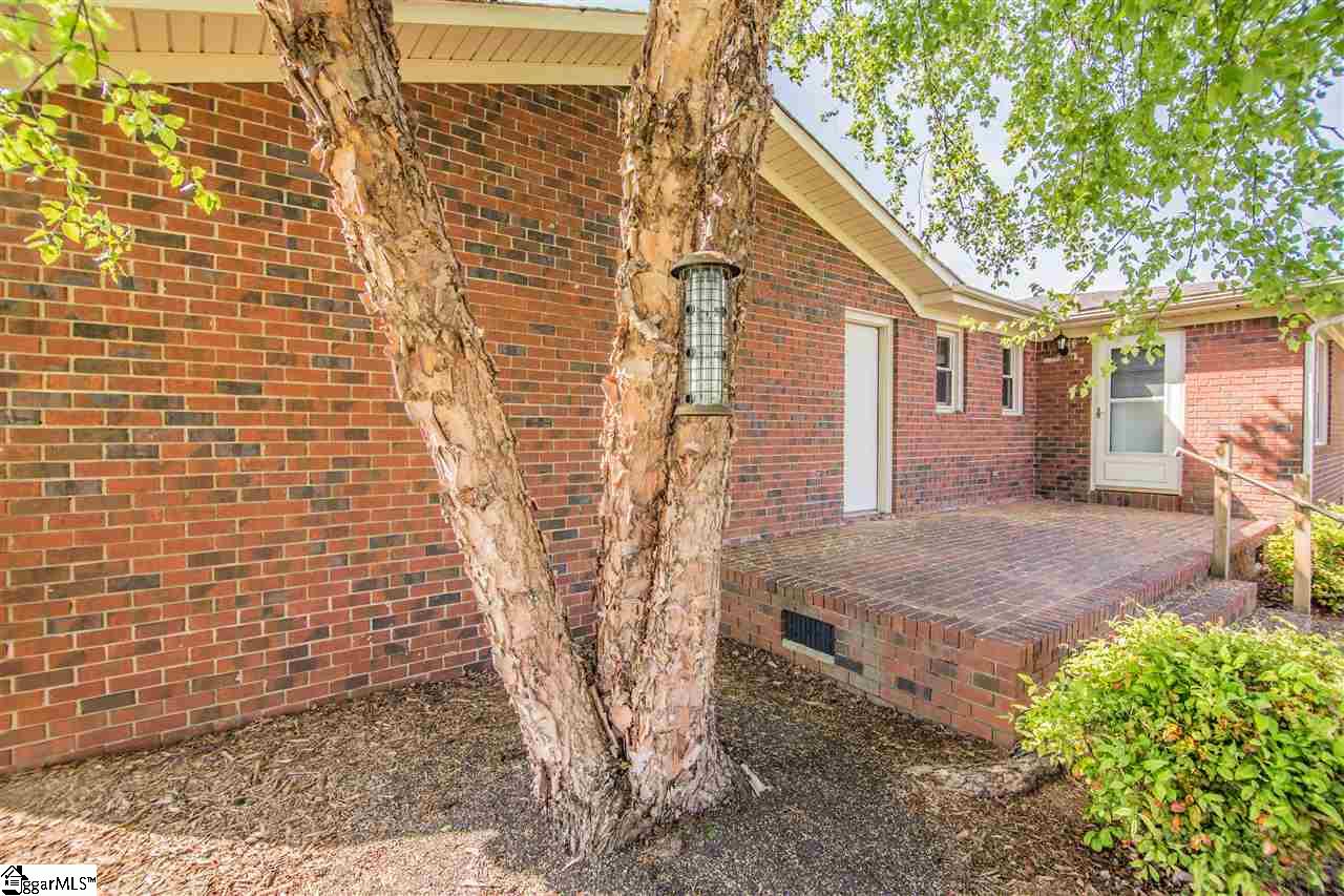 909 Brockman Road Greer, SC 29651 - Photo 32 of 35 Gallery Image 32