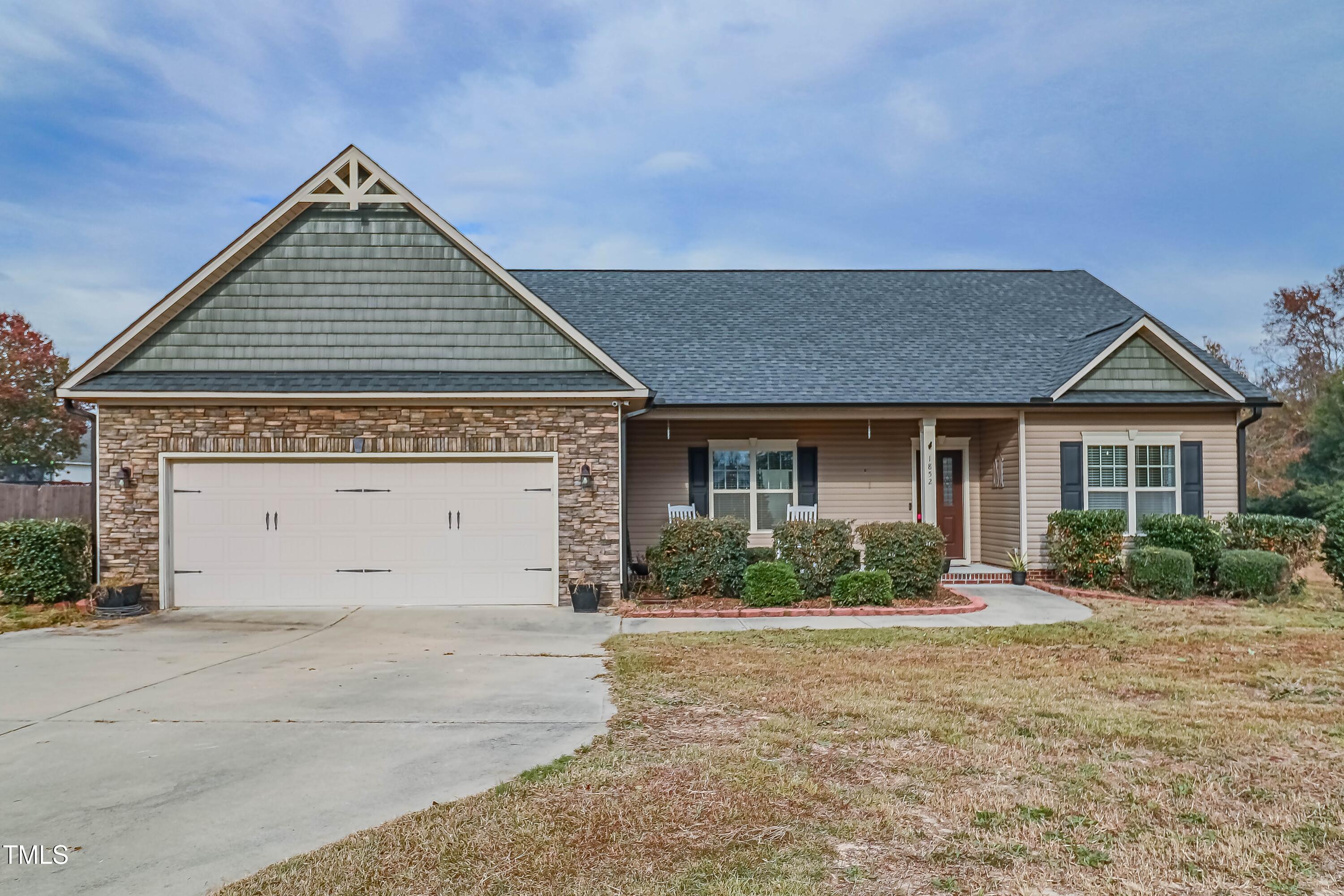 1852 Alderman Mill Road Dunn, NC 28334 - Photo 2 of 36 IMG_7136