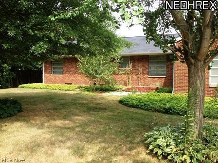 2542 Burnham Road Akron, OH 44333 - Photo 4 of 25 Gallery Image 4
