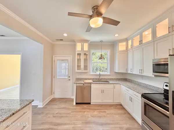 $2,400 | 1006 Meridian Drive, Sneads Ferry, NC 28460