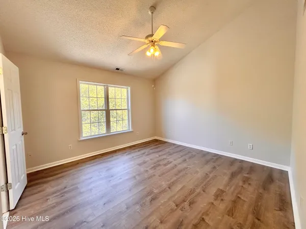 $2,400 | 1006 Meridian Drive, Sneads Ferry, NC 28460