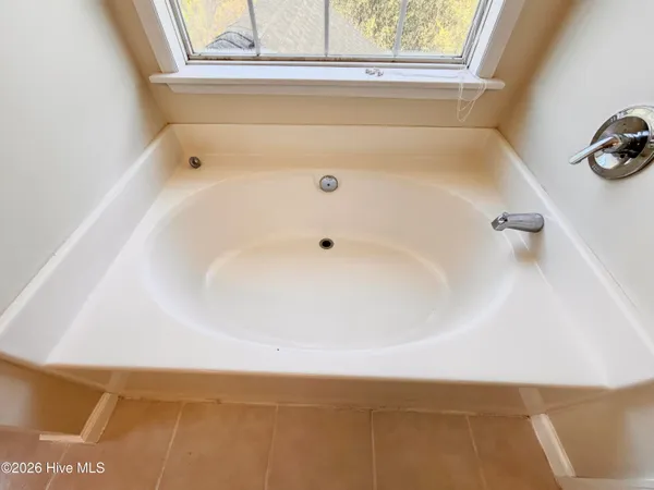 $2,400 | 1006 Meridian Drive, Sneads Ferry, NC 28460