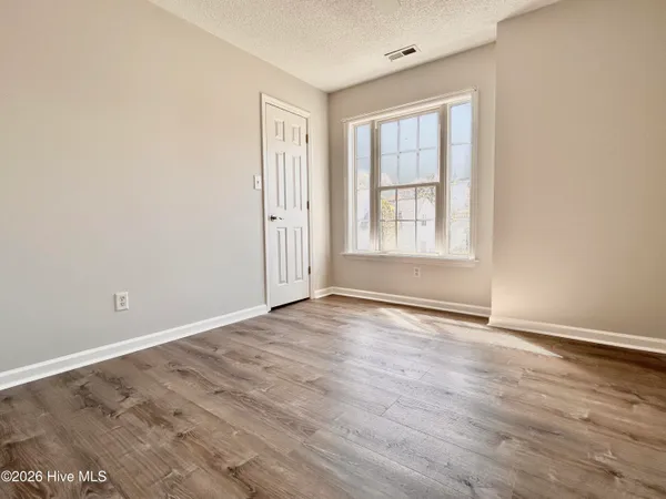 $2,400 | 1006 Meridian Drive, Sneads Ferry, NC 28460