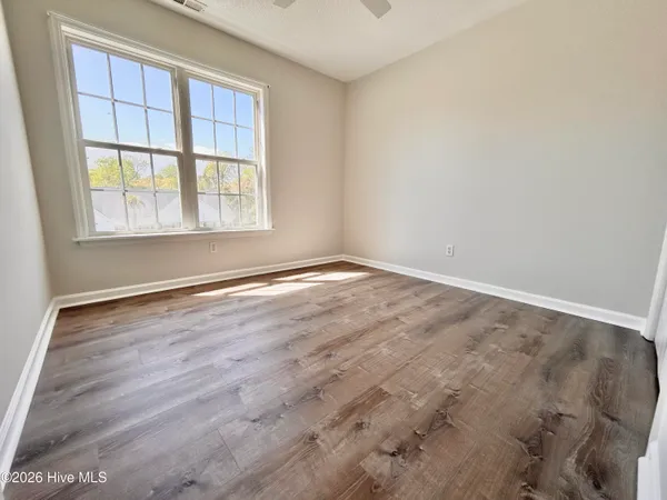 $2,400 | 1006 Meridian Drive, Sneads Ferry, NC 28460