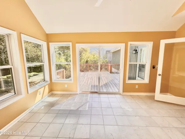 $2,400 | 1006 Meridian Drive, Sneads Ferry, NC 28460