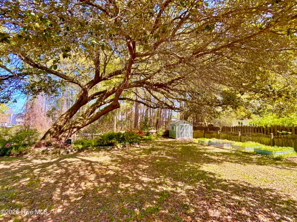 $2,400 | 1006 Meridian Drive, Sneads Ferry, NC 28460