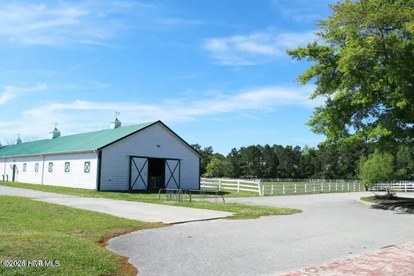 $2,400 | 1006 Meridian Drive, Sneads Ferry, NC 28460