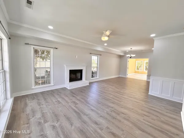 $2,400 | 1006 Meridian Drive, Sneads Ferry, NC 28460