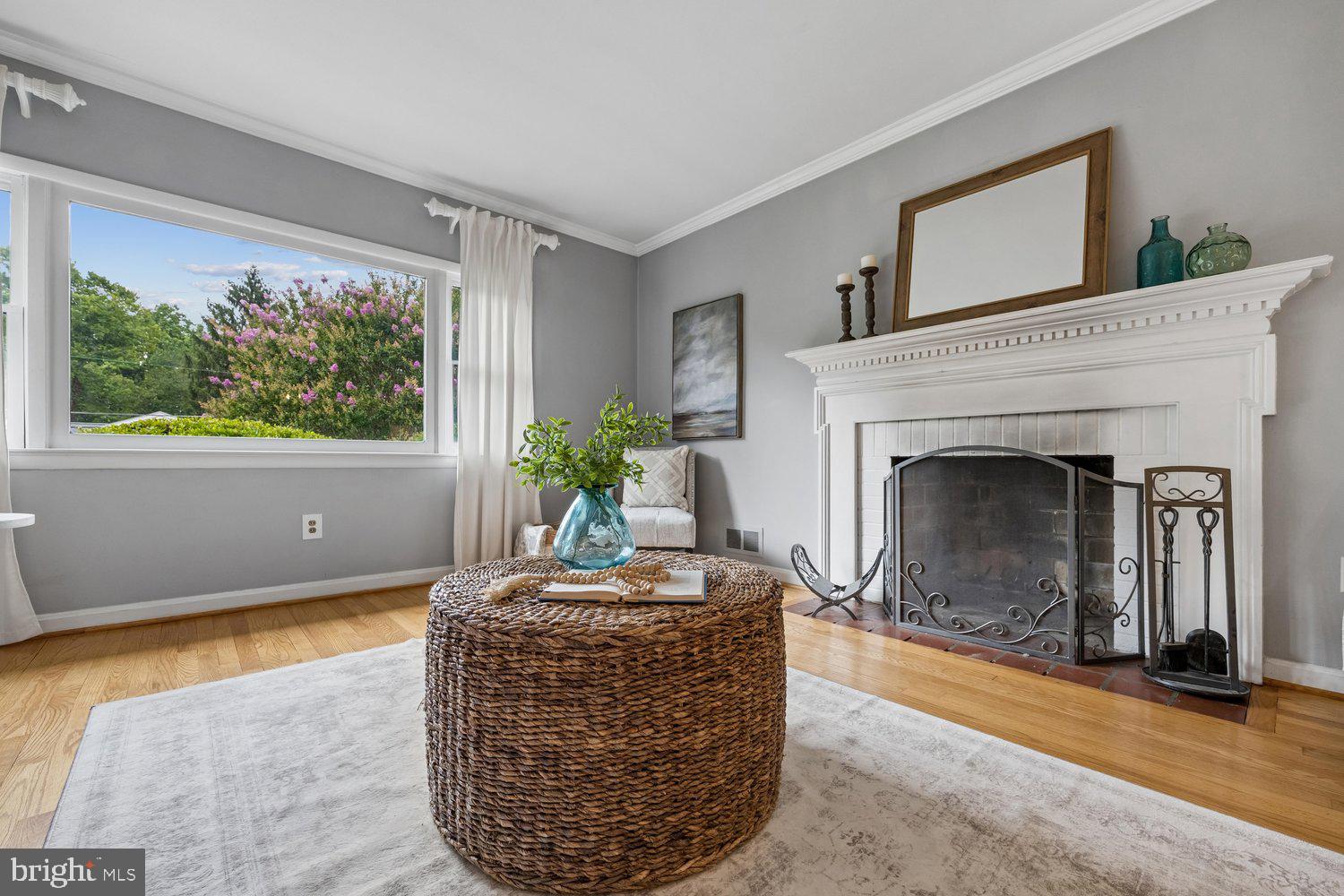 1121 Tanley Road Silver Spring, MD 20904 - Photo 6 of 69 Living Room with a large front window