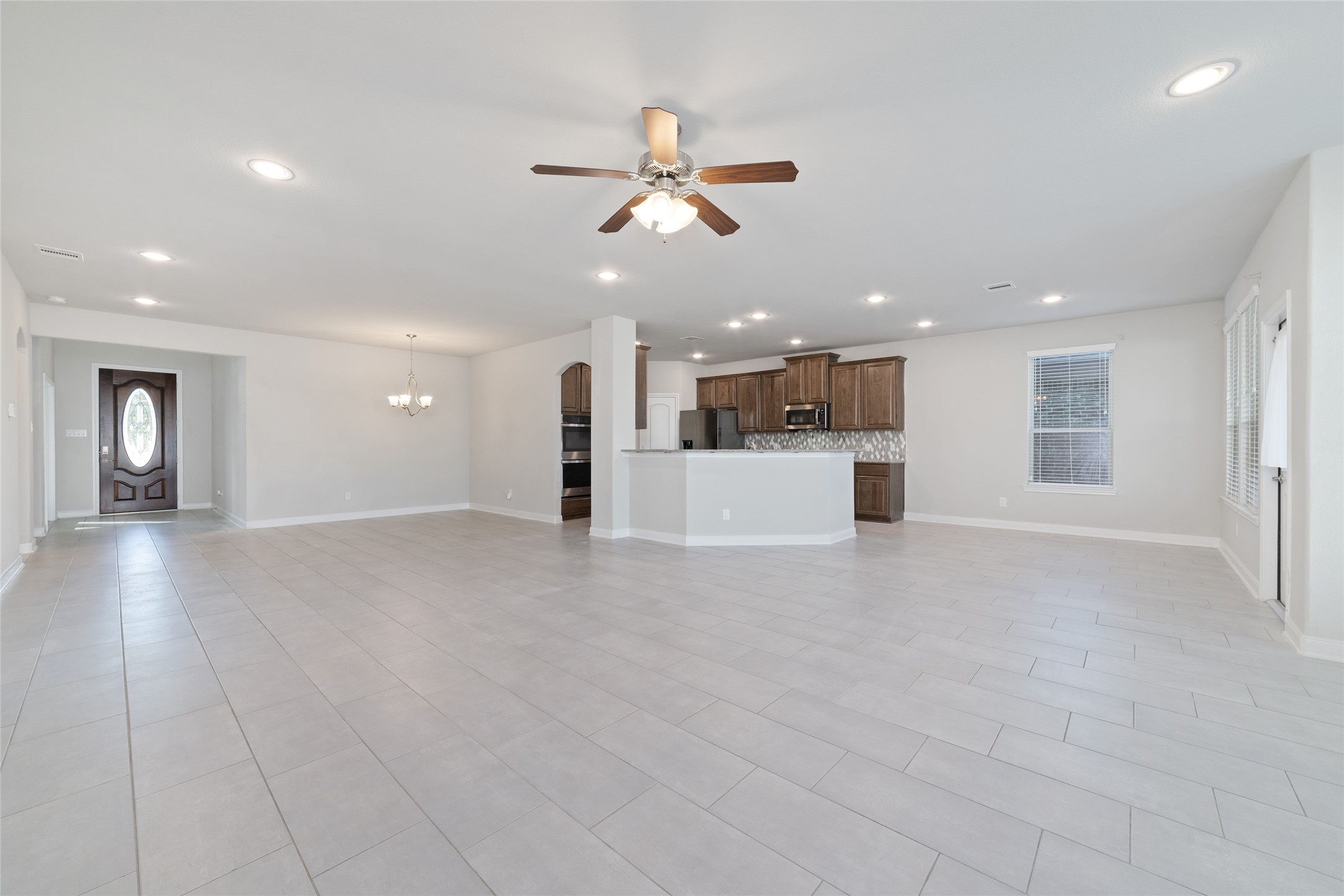 2802 Knotty Forest Dr Spring Spring, TX 77373 - Photo 11 of 50