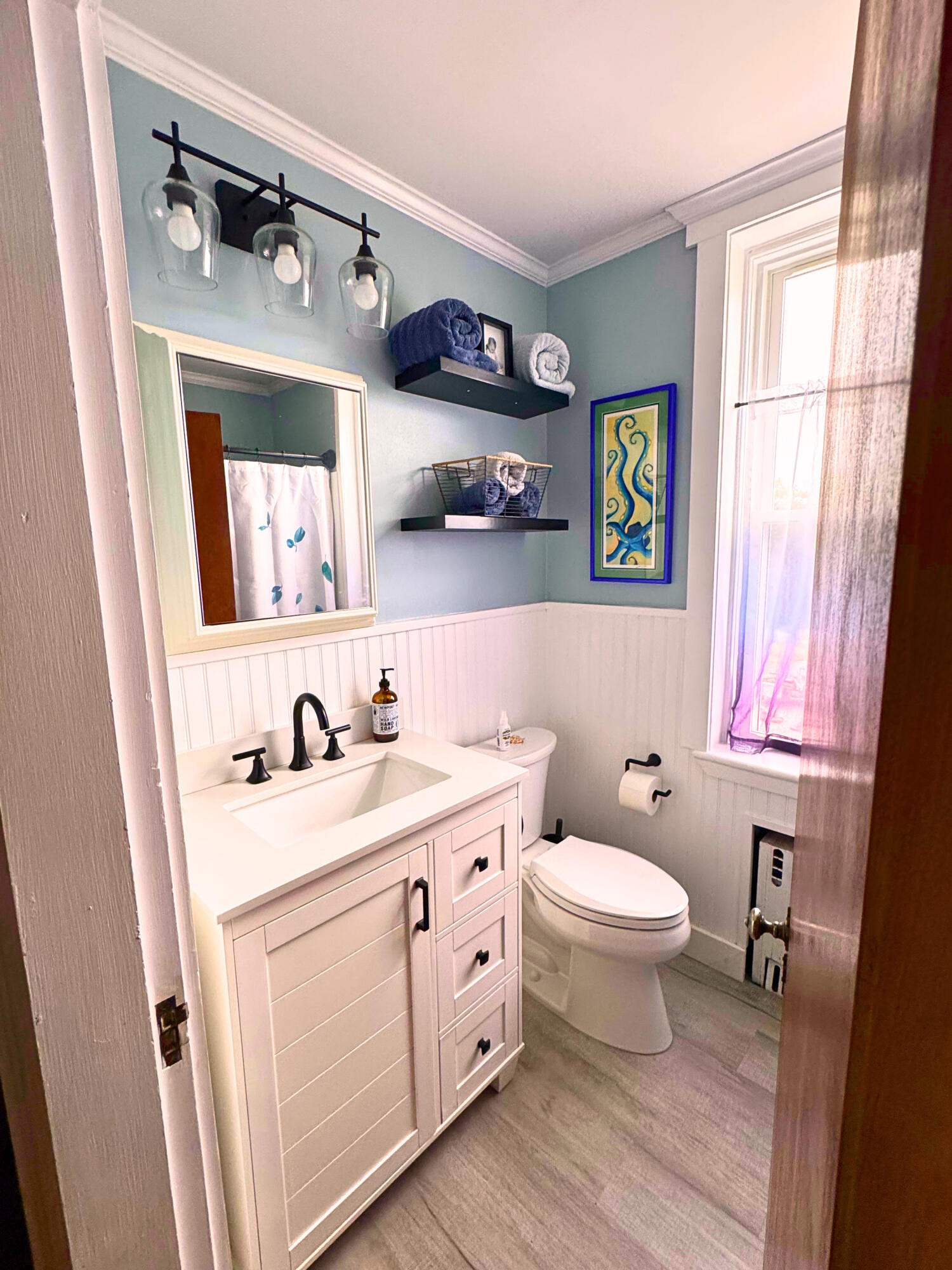 715 River Road Orrington, ME 04474 - Photo 24 of 29 Bathroom