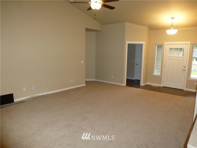 865 Southwest Lider Road Port Orchard, WA 98367 - Photo 4 of 6 Gallery Image 4
