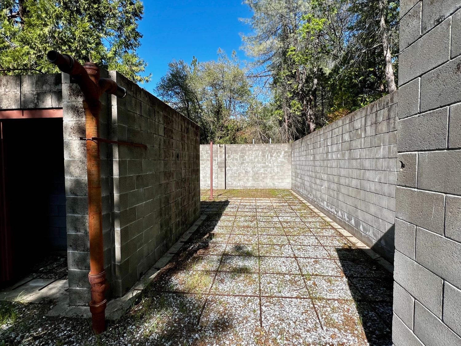 6294 Gray Rock Road Somerset, CA 95684 - Photo 7 of 35 a view of a pathway both side of the house