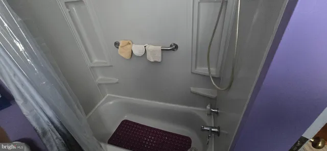 $275,000 | 115 Clearfield Avenue, Trenton, NJ 08618