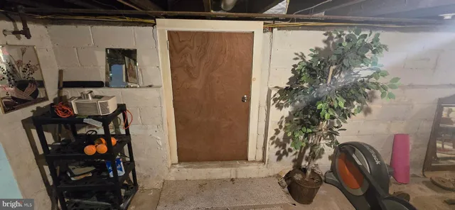 $275,000 | 115 Clearfield Avenue, Trenton, NJ 08618