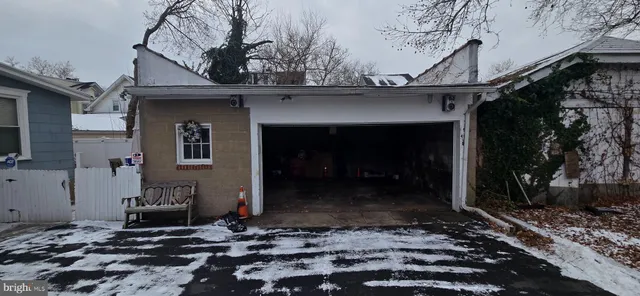 $275,000 | 115 Clearfield Avenue, Trenton, NJ 08618