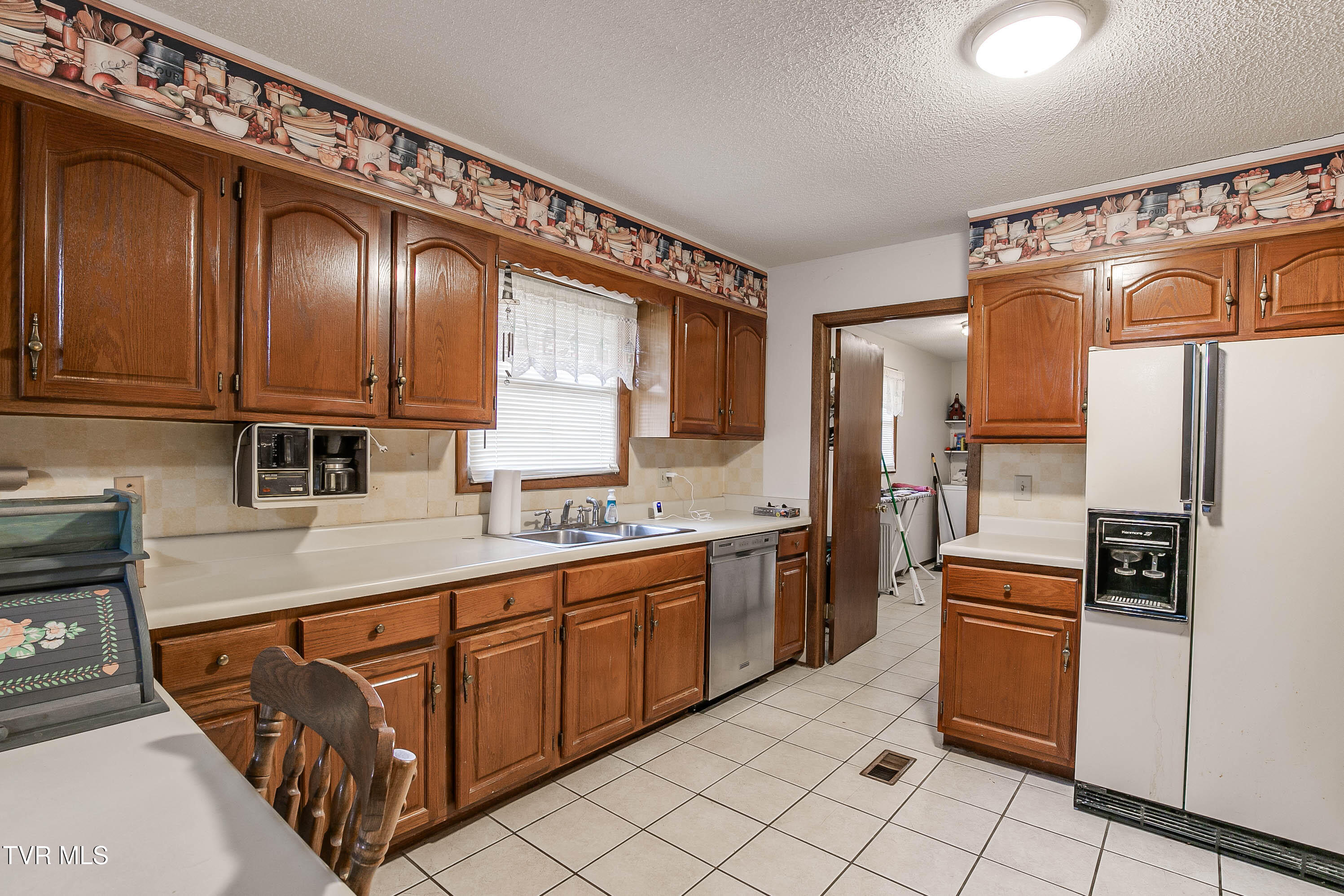 108 Williams Road Kingsport, TN 37660 - Photo 18 of 35 17