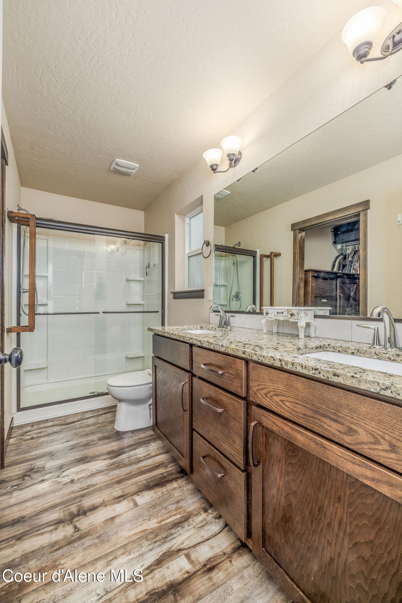 12926 North Bushel Street Rathdrum, ID 83858 - Photo 17 of 34 Master bathroom