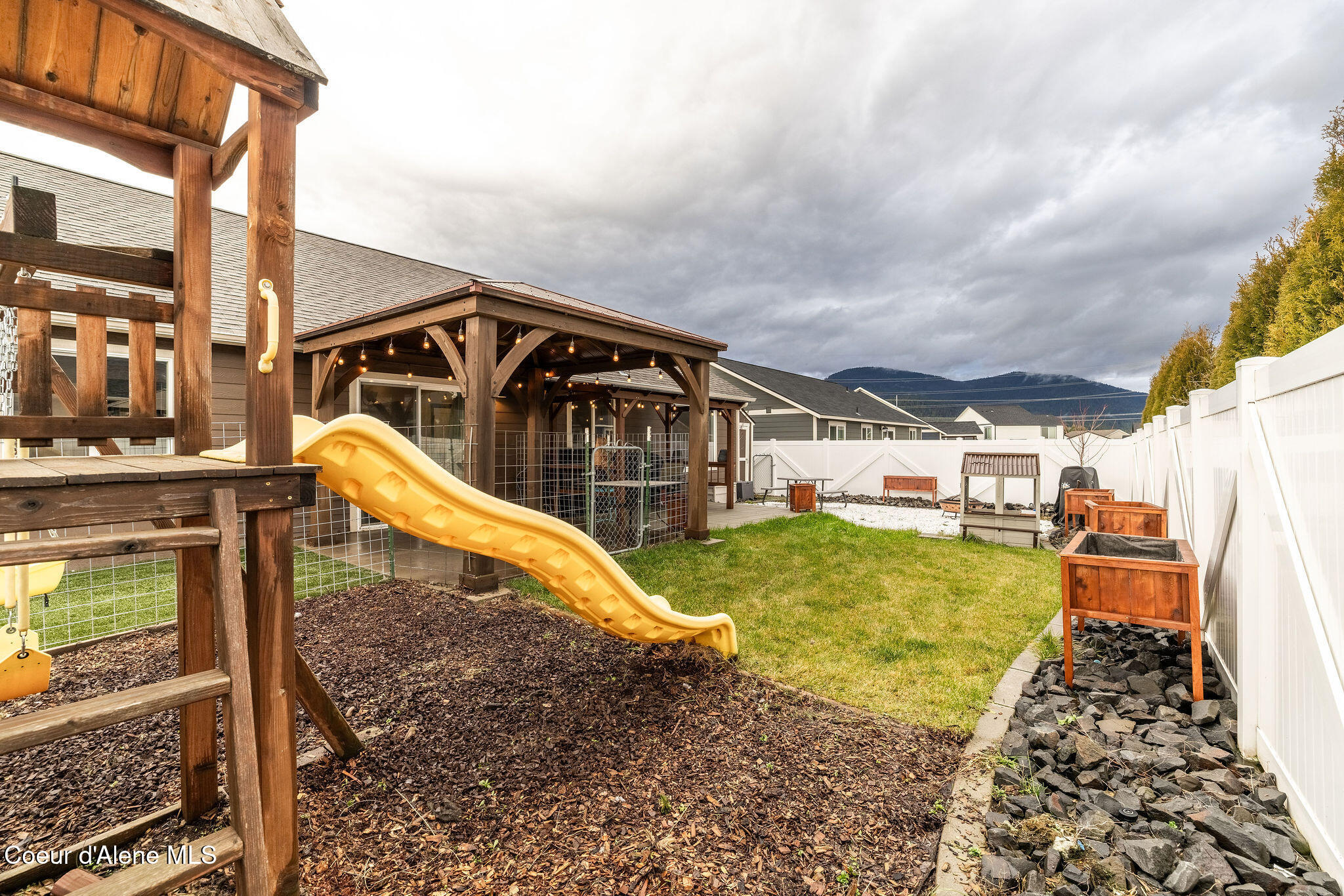12926 North Bushel Street Rathdrum, ID 83858 - Photo 26 of 34 Back yard