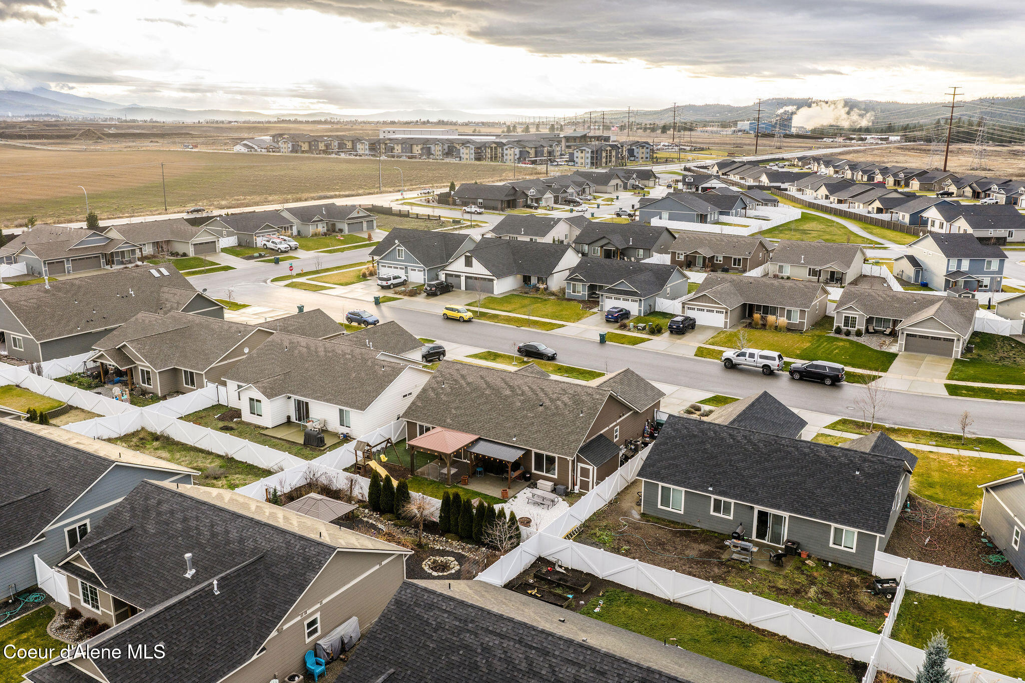 12926 North Bushel Street Rathdrum, ID 83858 - Photo 31 of 34 Back of home