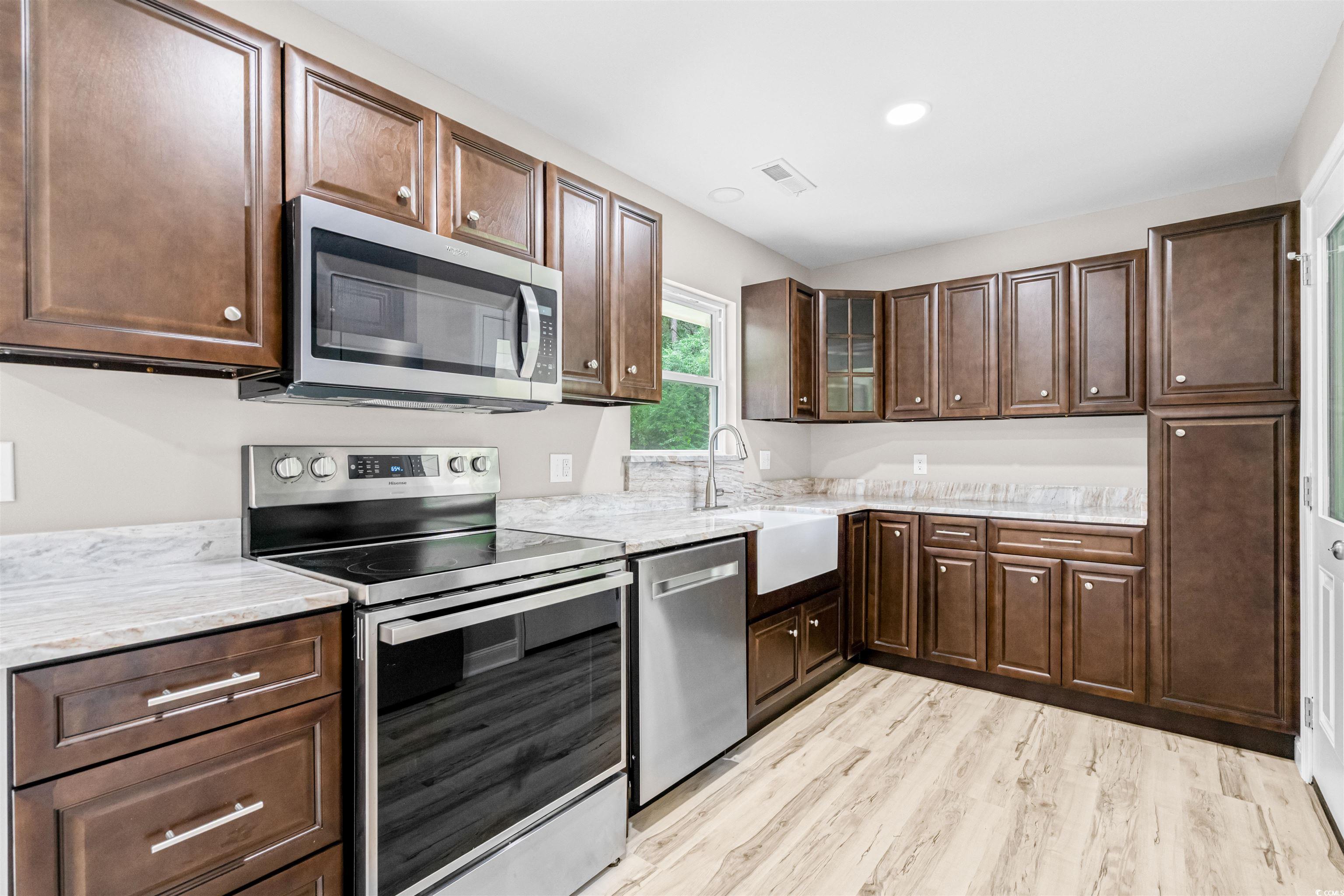 111 Spring Pond Road Hemingway, SC 29554 - Photo 11 of 40