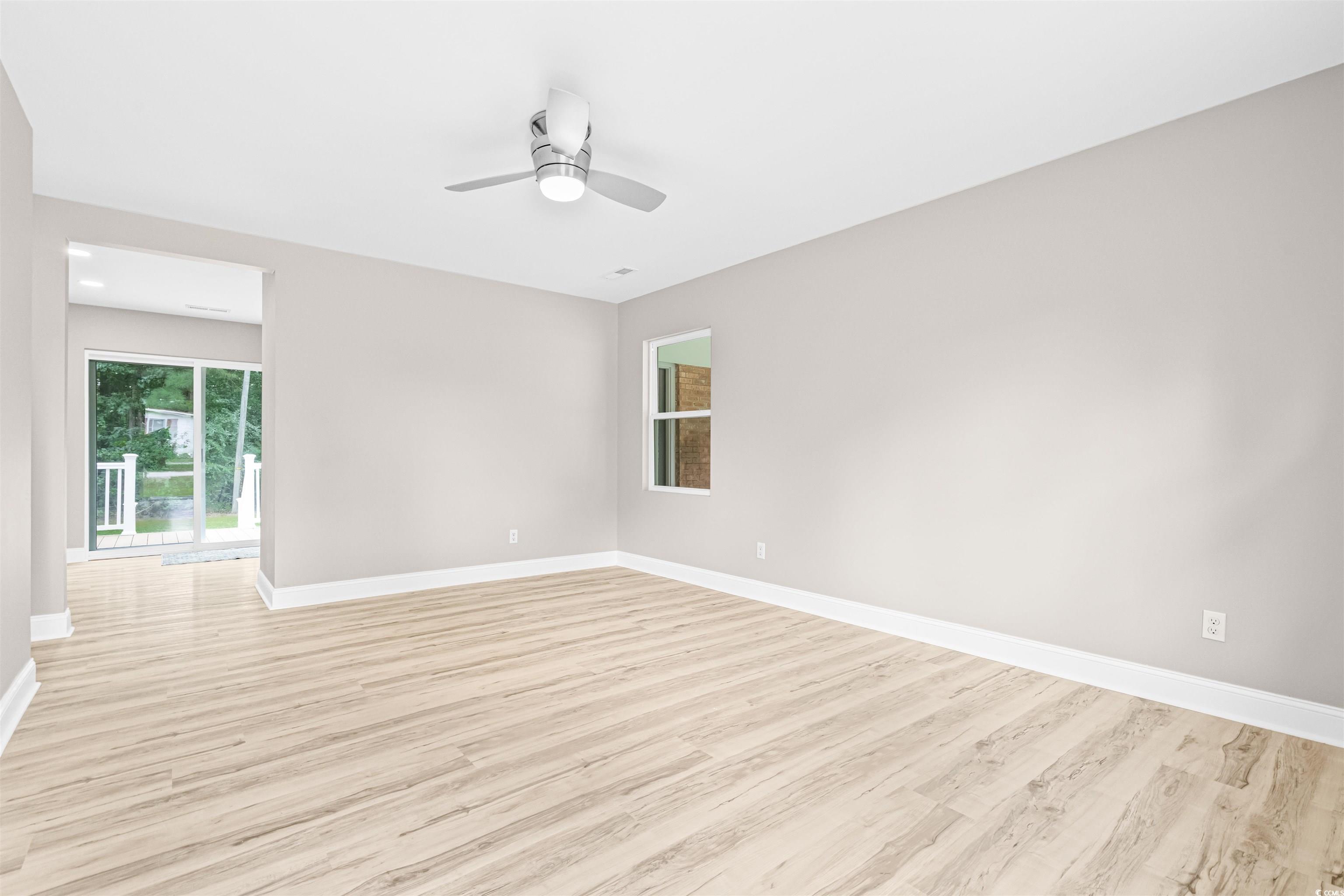 111 Spring Pond Road Hemingway, SC 29554 - Photo 5 of 40