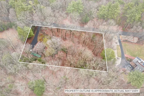 $525,000 | 62 Peabody Lane, Greenfield, MA 01301