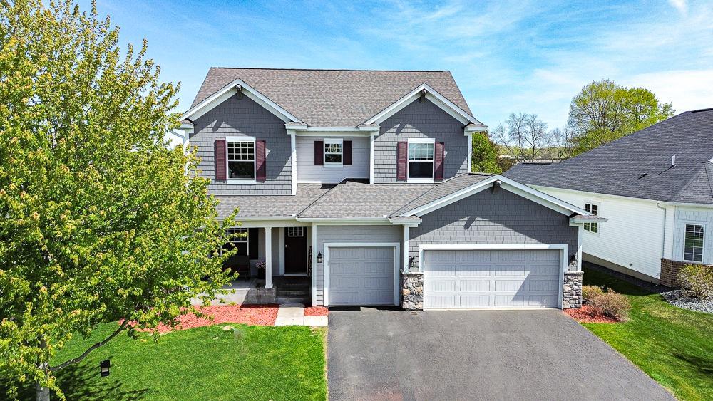 2046 Highland Circle Hudson, WI 54016 - Photo 2 of 32