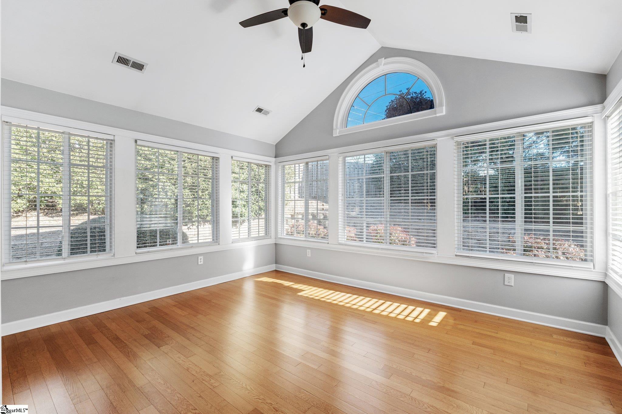 111 Ravines Lane Spartanburg, SC 29301 - Photo 3 of 37 Gallery Image 3