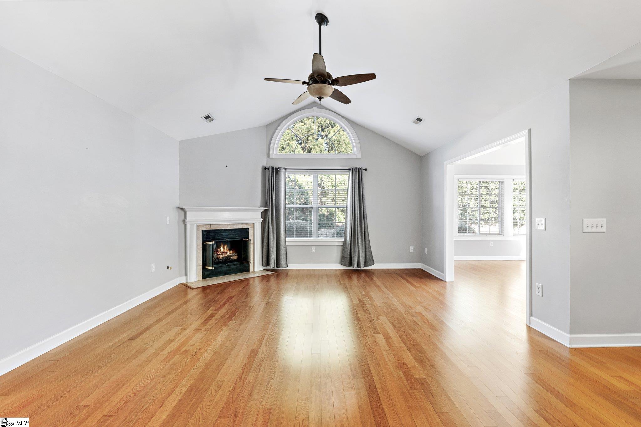 111 Ravines Lane Spartanburg, SC 29301 - Photo 8 of 37 Gallery Image 8
