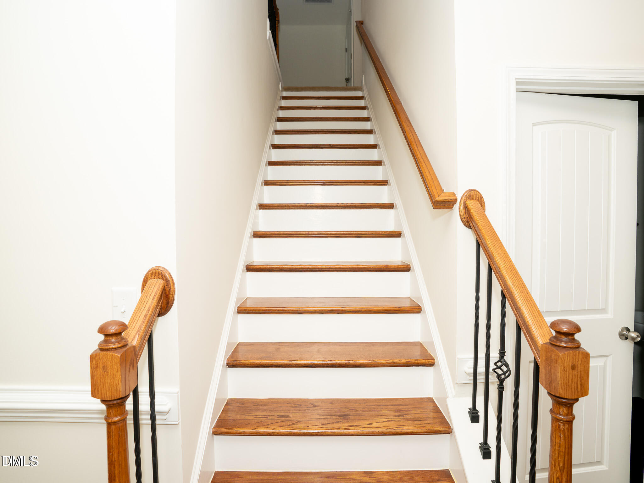 647 Newlyn Drive Raleigh, NC 27606 - Photo 28 of 53 20250801040136553337000000-o