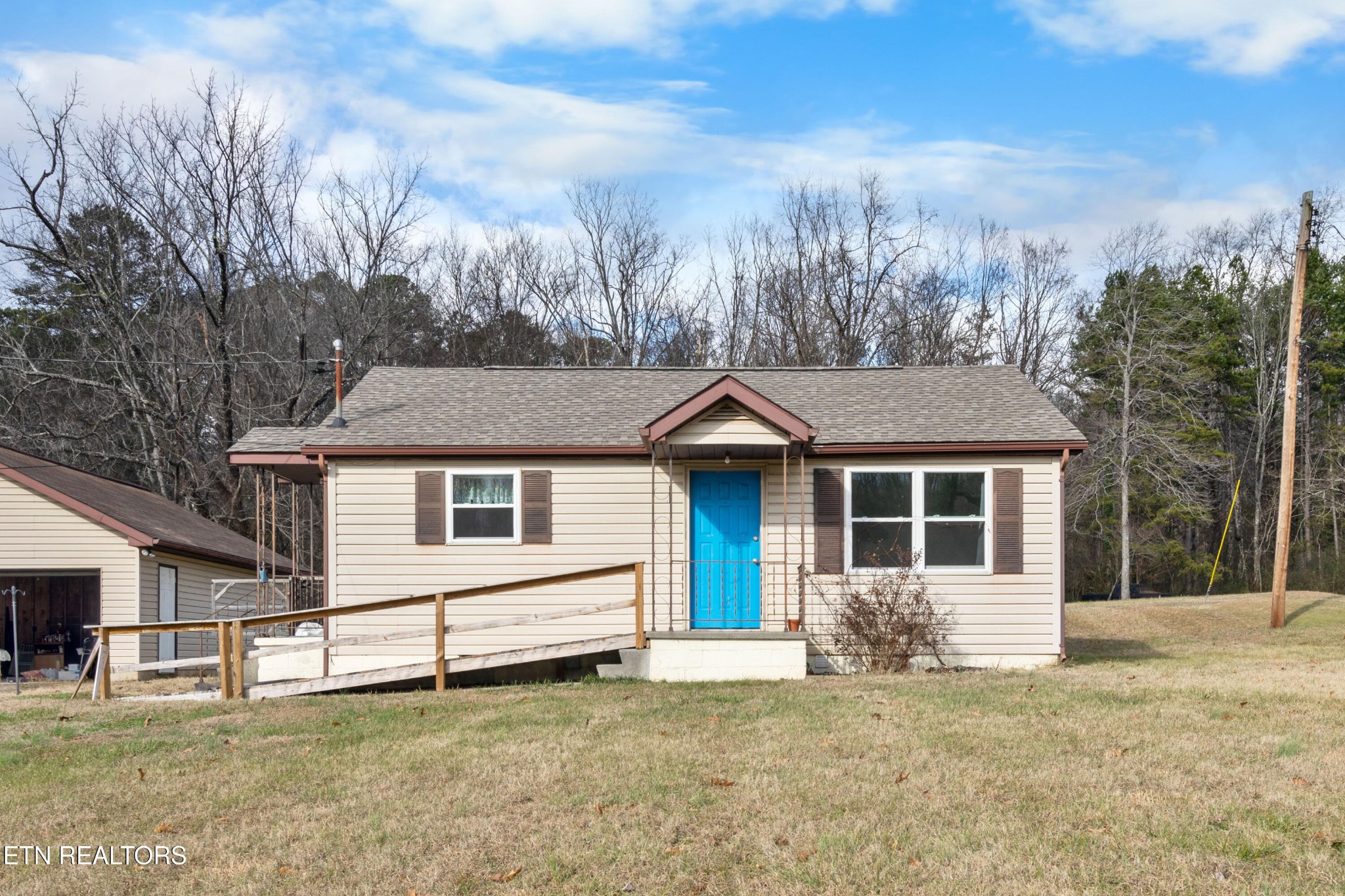 6041 Babelay Road Knoxville, TN 37924 - Photo 3 of 20 Gallery Image 3