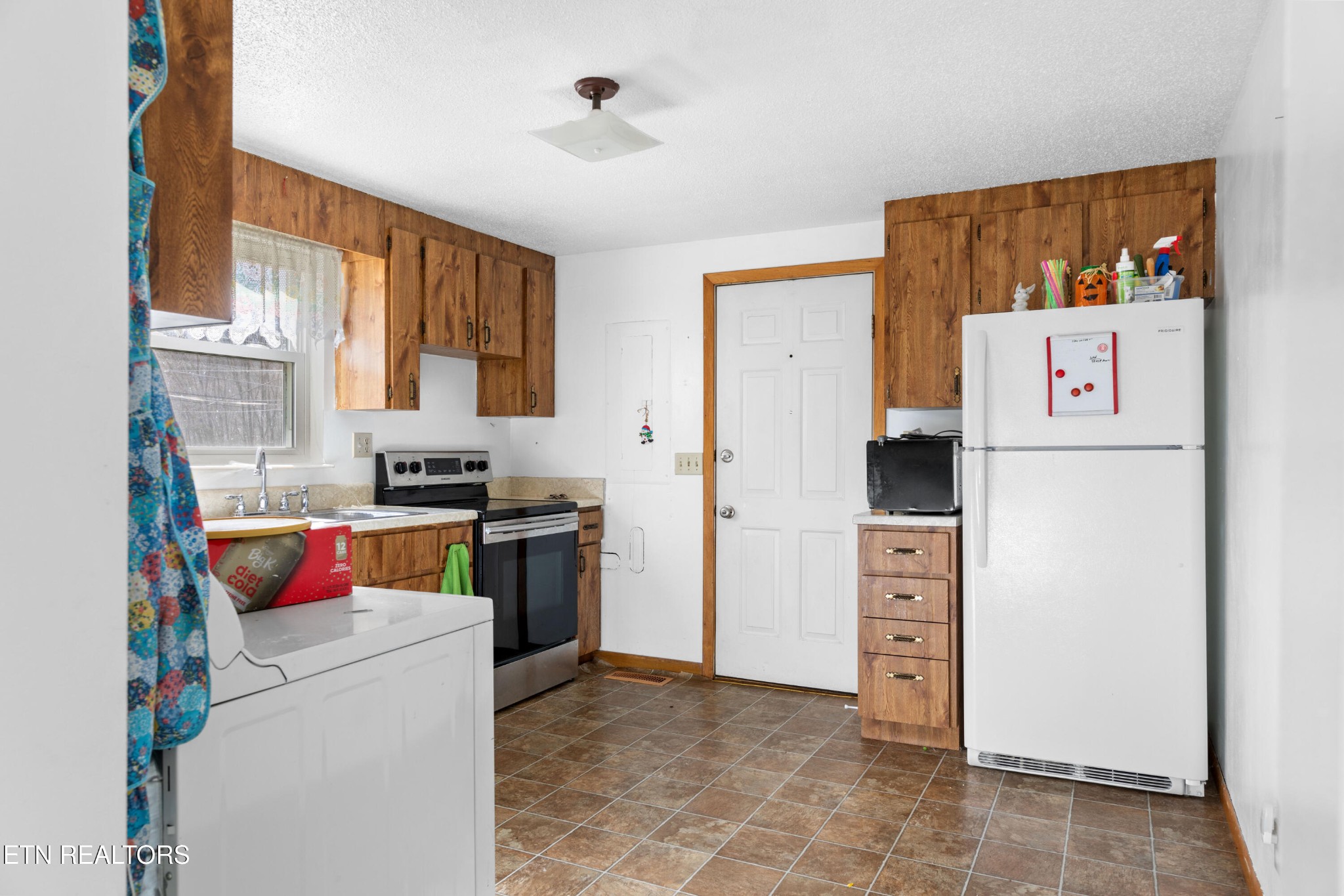 6041 Babelay Road Knoxville, TN 37924 - Photo 10 of 20 Gallery Image 10