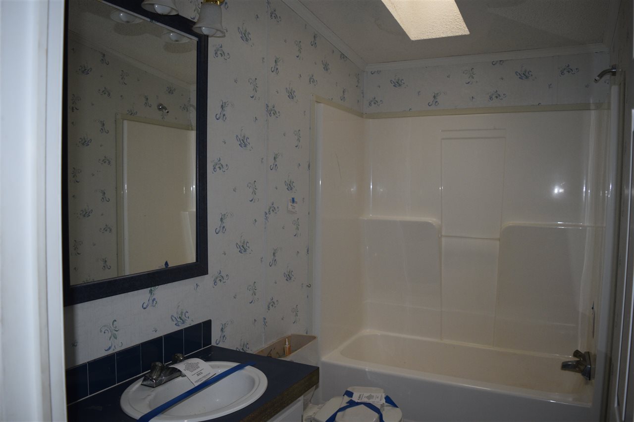 1635 Province Road Strafford, NH 03884 - Photo 14 of 40