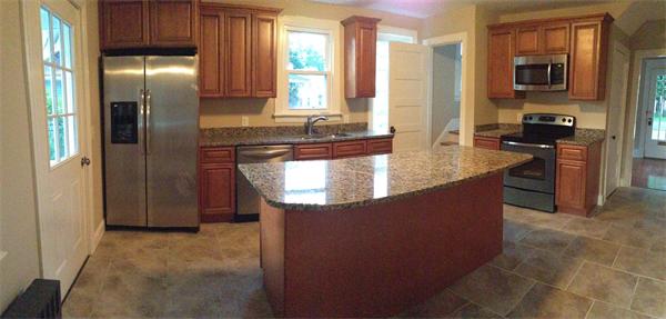16 Sunapee Street Springfield, MA 01108 - Photo 4 of 18 Gallery Image 4