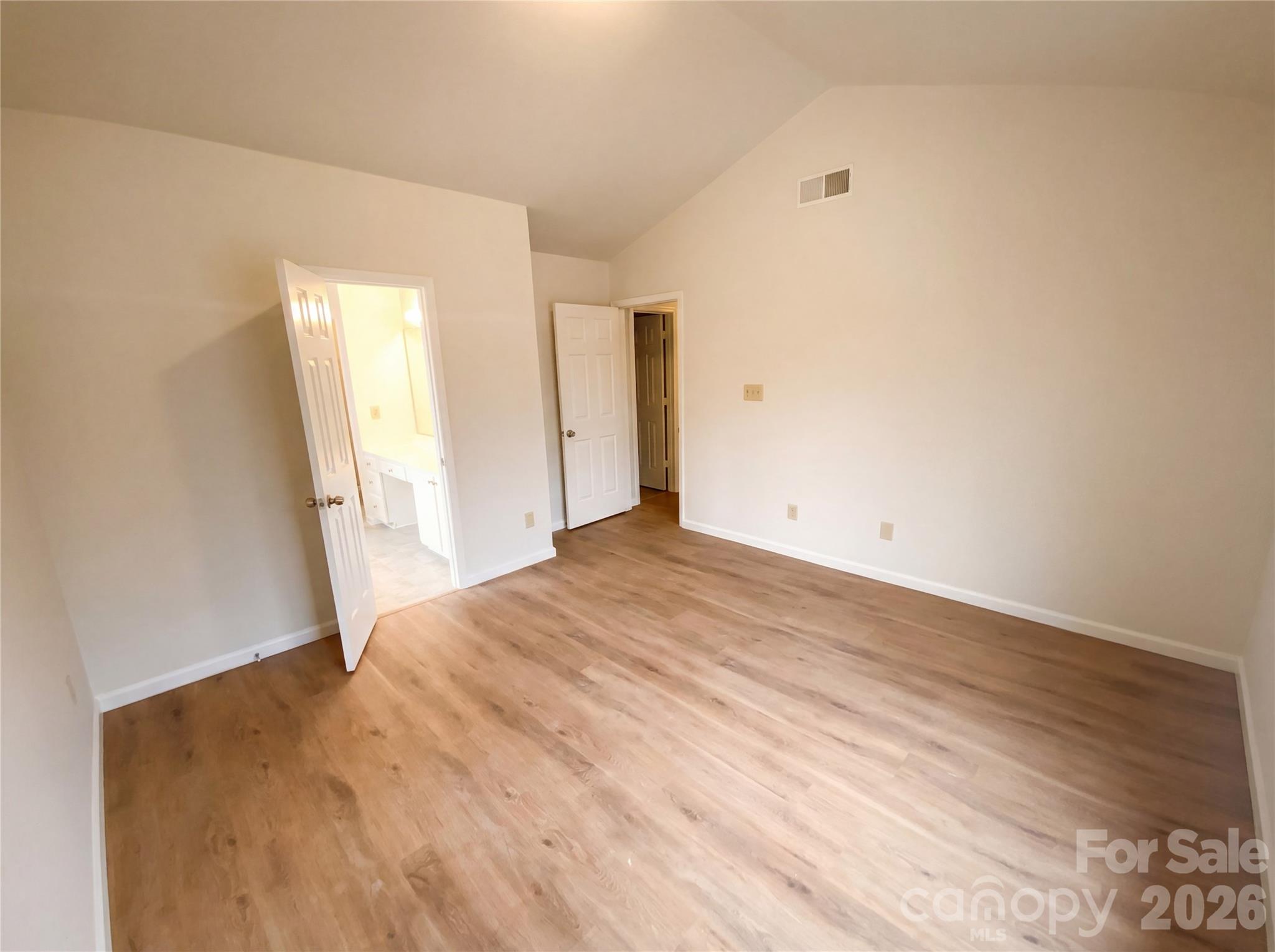 5719 Rocbridge Lane Charlotte, NC 28208 - Photo 19 of 24