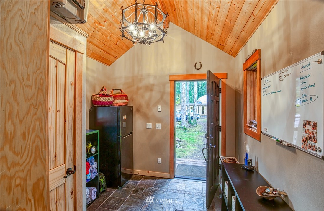 281 Reef Net Road Friday Harbor, WA 98250 - Photo 4 of 40 Gallery Image 4