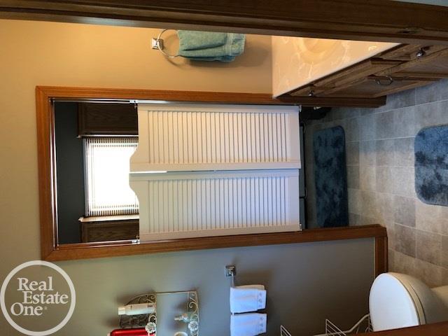 742 Sperry Road Allenton, MI 48002 - Photo 22 of 59 50019044-21.JPG