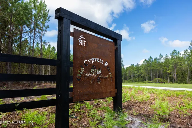 a sign that is on the side of the road